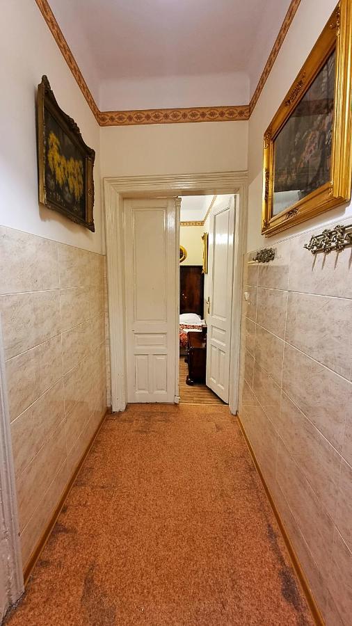 Vavelsky Apartments - Old Town Красков Екстериор снимка